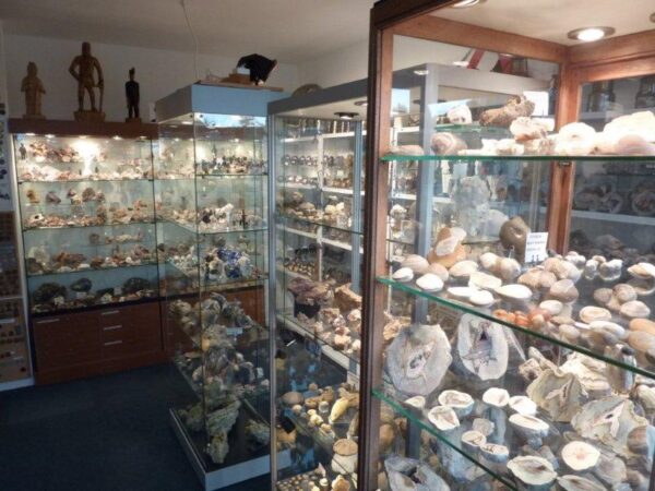 vitrines